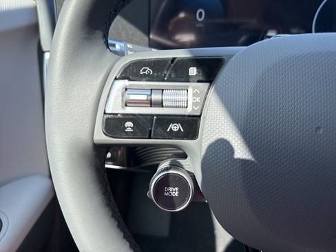 New 2025 Hyundai Ioniq 5 SEL image 36