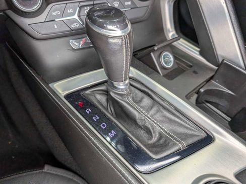 Used 2019 Chevrolet Corvette Stingray Convertible w/ 1LT RWD image 26