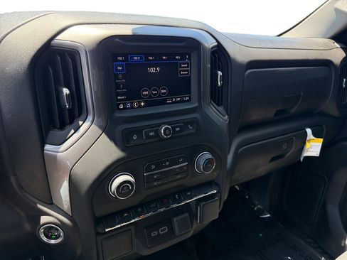 Used 2024 Chevrolet Silverado 1500 Custom w/ Dark Appearance Package RWD image 12