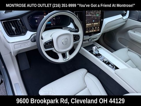 New 2026 Volvo XC60 T8 Ultra w/ Protection Package Premier image 11