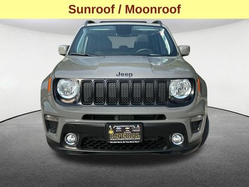 Used 2020 Jeep Renegade Latitude w/ Cold Weather Group AWD/4WD image 4
