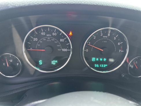 Used 2015 Jeep Wrangler Unlimited Sahara w/ Trailer Tow Group image 16