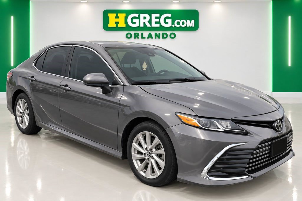 Used 2024 Toyota Camry LE FWD image 4