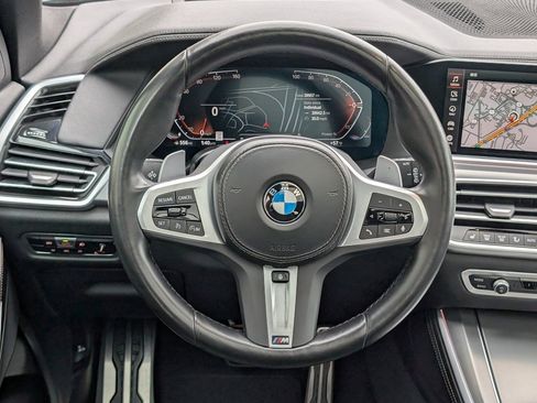 Used 2022 BMW X5 xDrive40i w/ M Sport Package image 22