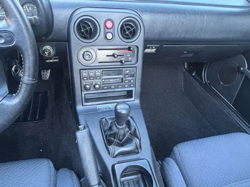 Used 1993 MAZDA MX-5 Miata Limited Edition image 34