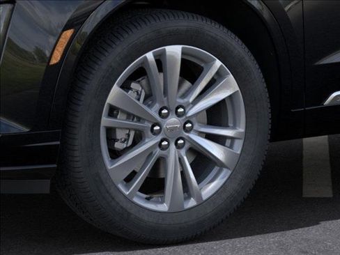 New 2025 Cadillac XT6 Premium Luxury image 9