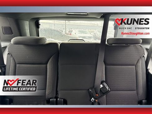 Used 2023 GMC Yukon SLE image 40