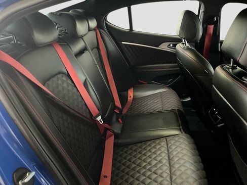 Used 2023 Genesis G70 3.3T w/ Sport Prestige Package RWD image 29