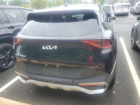 Used 2023 Kia Sportage EX FWD image 5