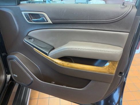 Used 2017 GMC Yukon Denali w/ Open Road Package image 29