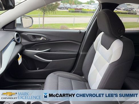New 2026 Chevrolet Trax LS w/ LS Convenience Package FWD image 46