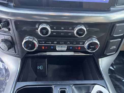 Used 2023 Ford F150 Lariat w/ Max Trailer Tow Package image 24