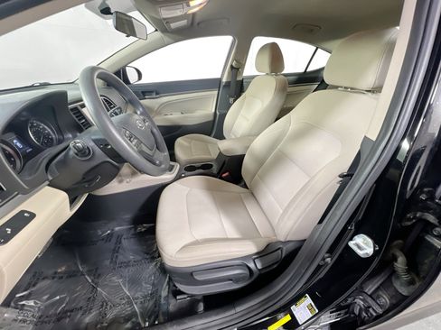 Used 2018 Hyundai Elantra SEL image 19