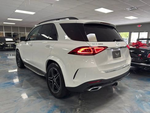 Used 2021 Mercedes-Benz GLE 350 4MATIC w/ AMG Line Exterior image 5
