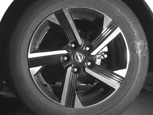 Used 2025 Nissan Sentra SV FWD image 14