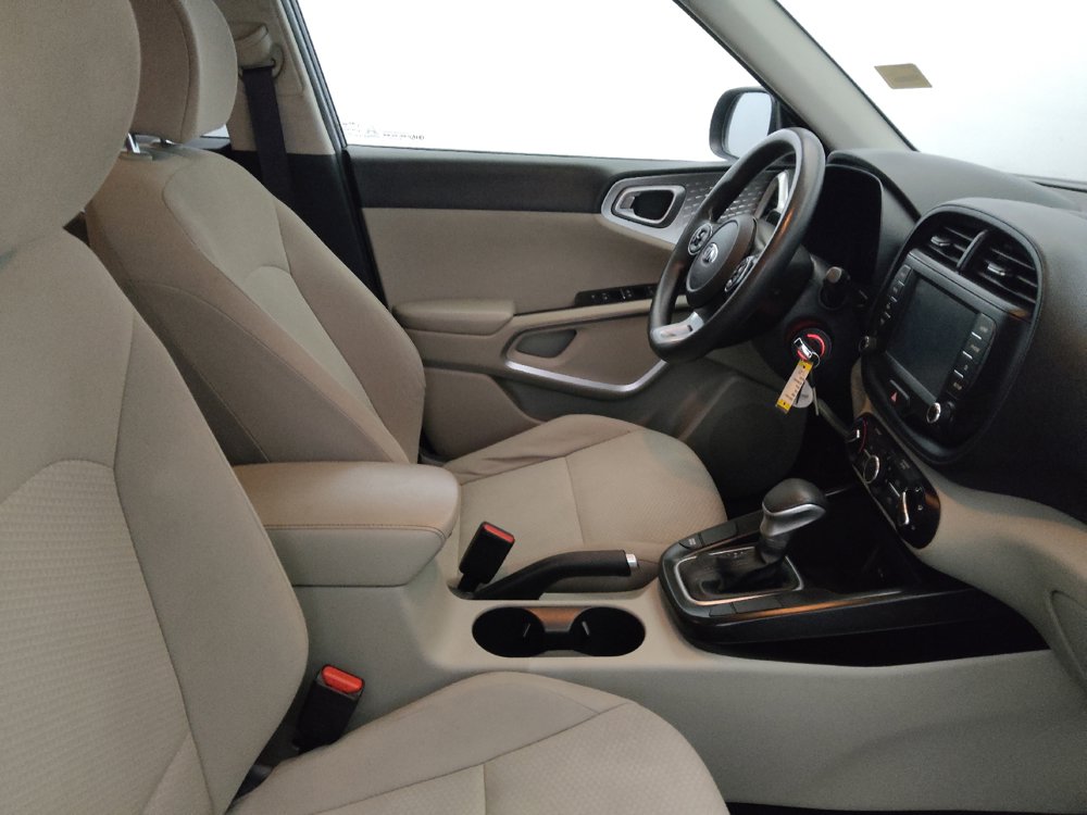 Used 2020 Kia Soul LX FWD image 21