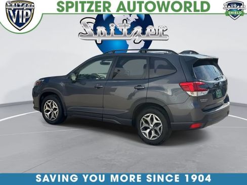 Used 2023 Subaru Forester Premium AWD/4WD image 7