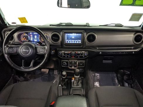 Used 2022 Jeep Wrangler Unlimited Sport AWD/4WD image 7