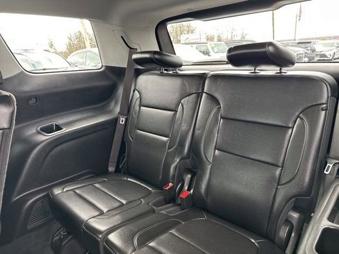 Used 2021 GMC Acadia SLT w/ Elevation Edition image 20