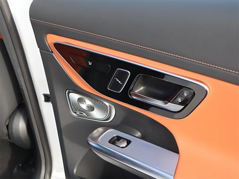 New 2026 Mercedes-Benz GLC 43 AMG 4MATIC image 19