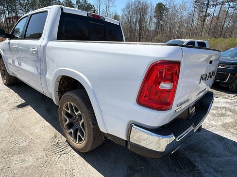 New 2026 RAM 1500 Laramie AWD/4WD image 10