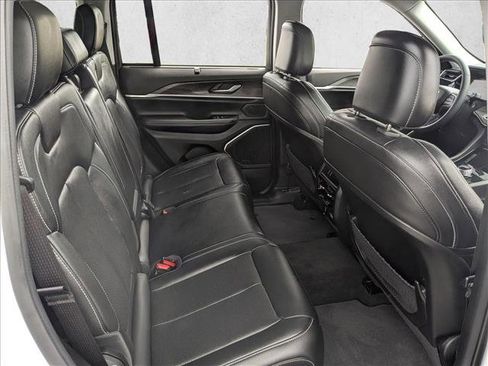 Used 2023 Jeep Grand Cherokee 4WD 4xe w/ Luxury Tech Group II image 23