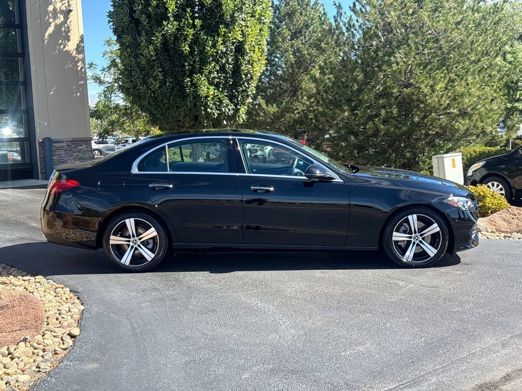 Used 2026 Mercedes-Benz C 300 4MATIC Sedan image 34