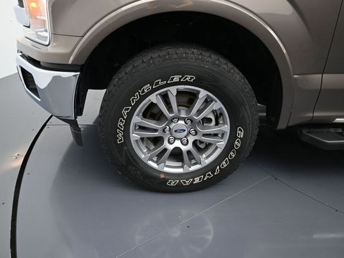 Certified 2020 Ford F150 Lariat w/ FX4 Off-Road Package image 10