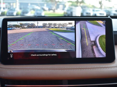 Used 2023 INFINITI QX60 Sensory w/ Vision Package AWD/4WD image 40