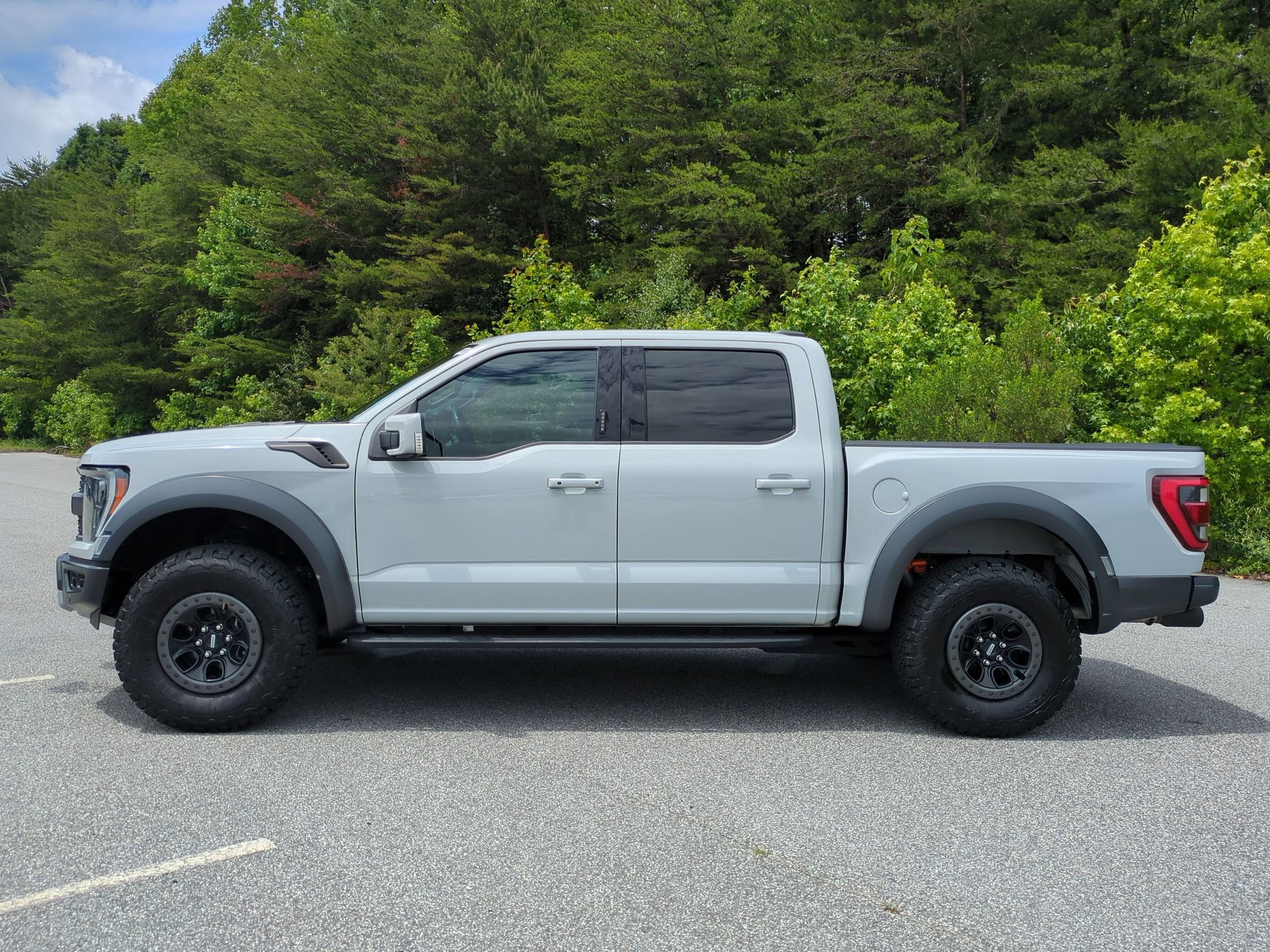 Used 2023 Ford F150 Raptor AWD/4WD image 7