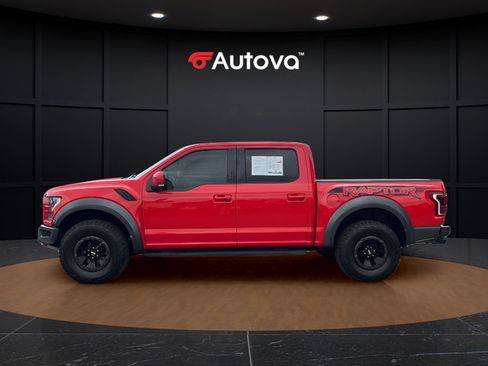 Used 2018 Ford F150 Raptor w/ Equipment Group 802A Luxury AWD/4WD image 2