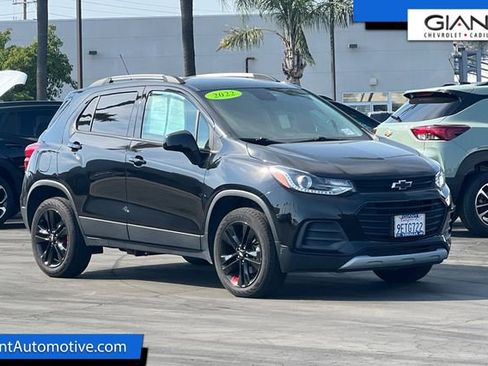 Used 2022 Chevrolet Trax LT w/ Redline Edition image 1