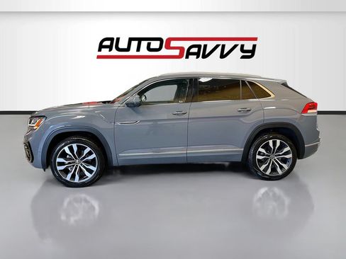 Used 2022 Volkswagen Atlas Cross Sport SEL Premium R-Line AWD/4WD image 4