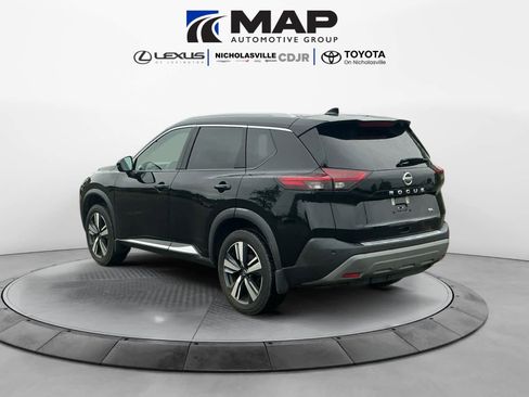 Used 2021 Nissan Rogue SL FWD image 3