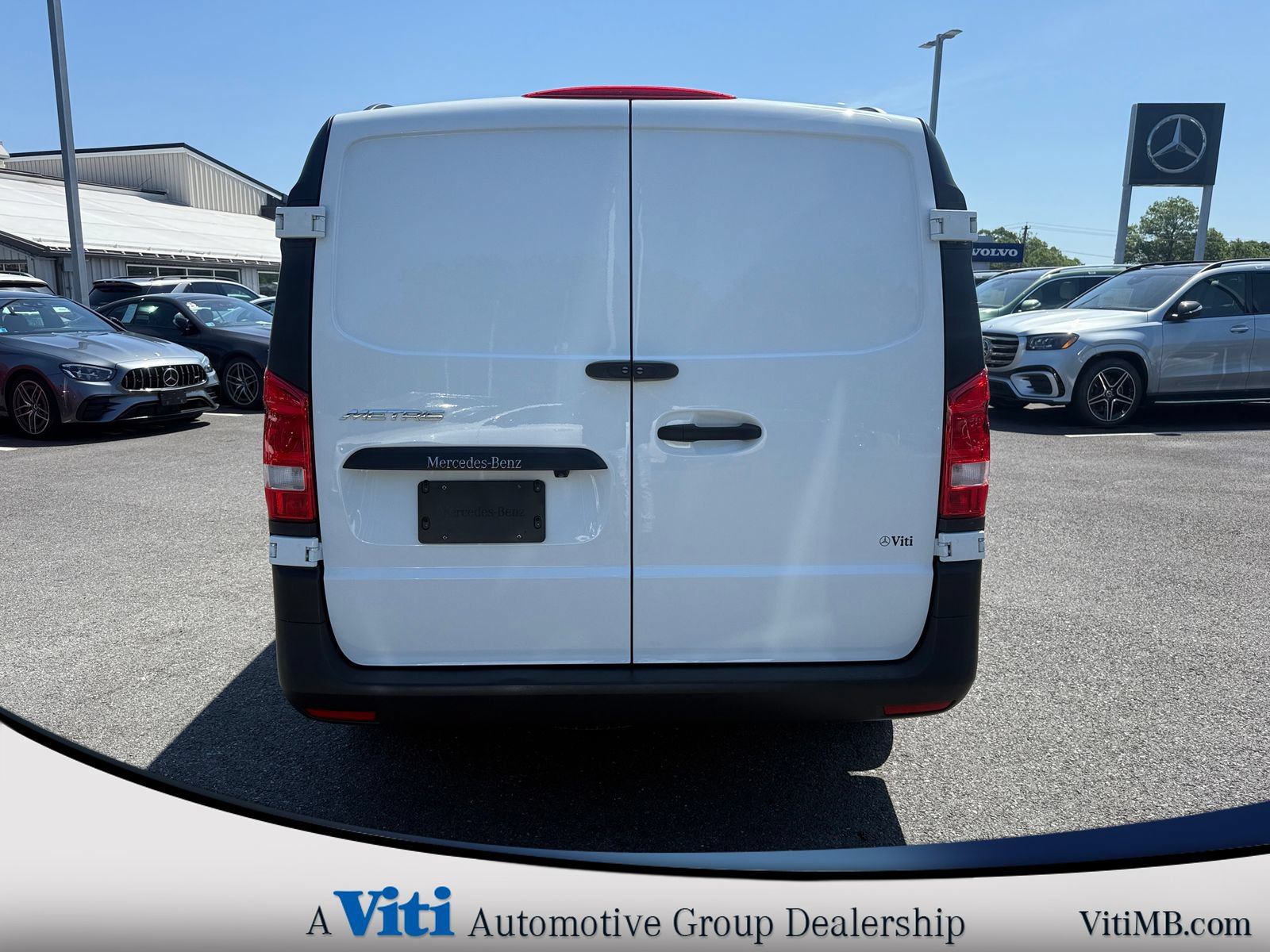 Used 2023 Mercedes-Benz Metris image 7
