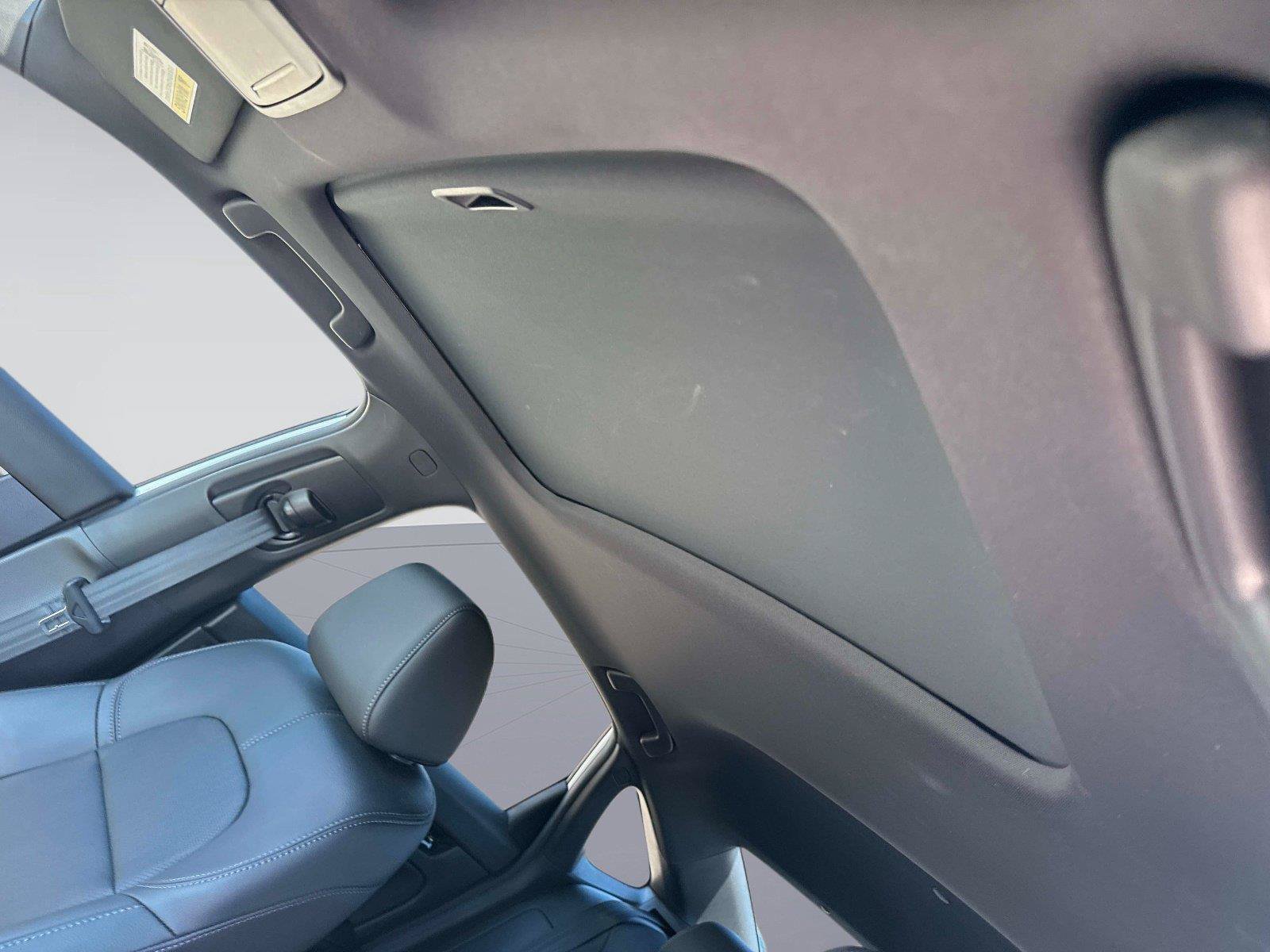 Certified 2025 Honda Civic Sport Touring image 31