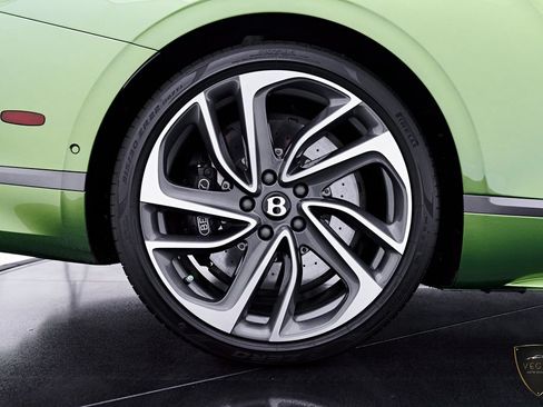 Used 2025 Bentley Continental GT Speed AWD/4WD image 29