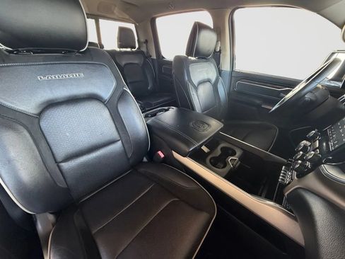 Used 2019 RAM 1500 Laramie AWD/4WD image 21