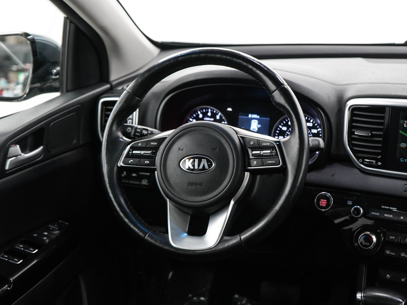 Used 2020 Kia Sportage EX w/ Option Group 15 AWD/4WD image 14