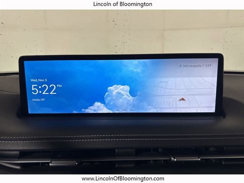 Used 2023 Genesis GV70 3.5T Sport w/ Sport Prestige Package image 39