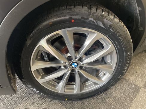 Used 2019 BMW X3 xDrive30i w/ Premium Package image 4