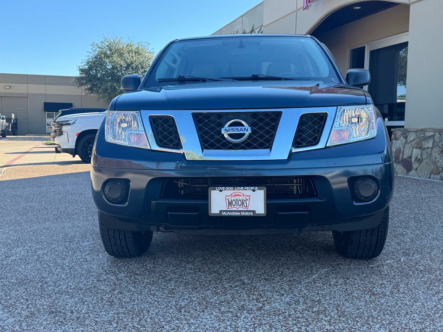 Used 2019 Nissan Frontier SV AWD/4WD image 5