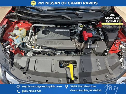 Used 2024 Nissan Rogue SV w/ SV Premium Package AWD/4WD image 25