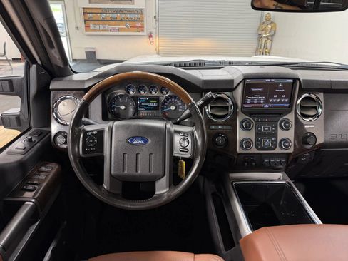 Used 2013 Ford F250 Platinum w/ FX4 Off Road Pkg AWD/4WD image 25