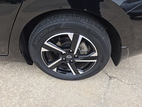 Used 2024 Nissan Sentra SV w/ All-Weather Package FWD image 25