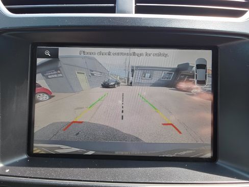 Used 2016 Ford Explorer XLT w/ Equipment Group 202A image 37