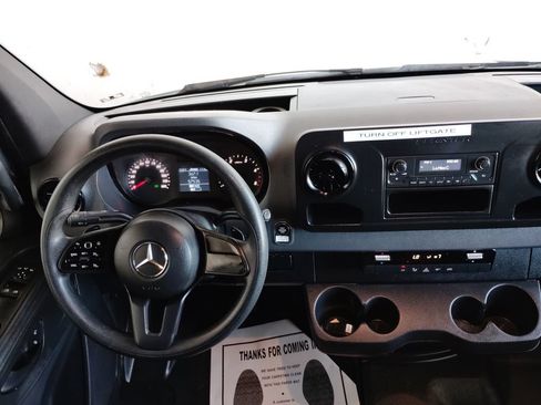 Used 2020 Mercedes-Benz Sprinter 3500 image 31
