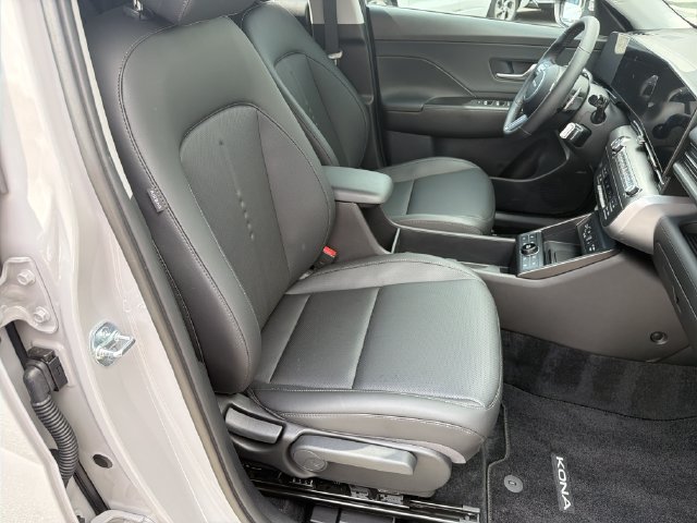 Certified 2026 Hyundai Kona Limited FWD image 15