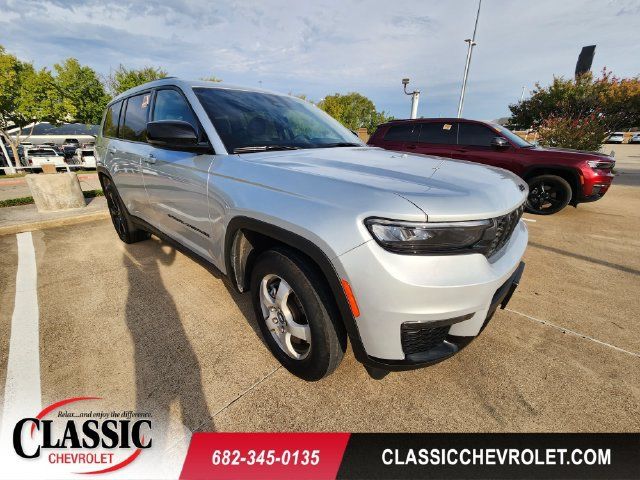 Used 2025 Jeep Grand Cherokee L Limited w/ Black Appearance Package AWD/4WD 360° Tour