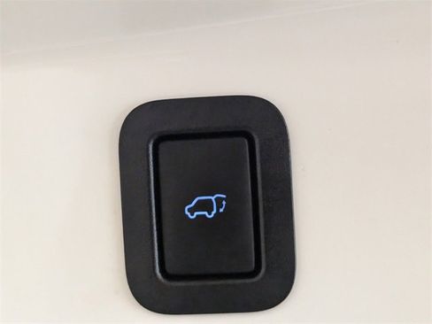 Used 2015 Toyota Highlander Limited image 14